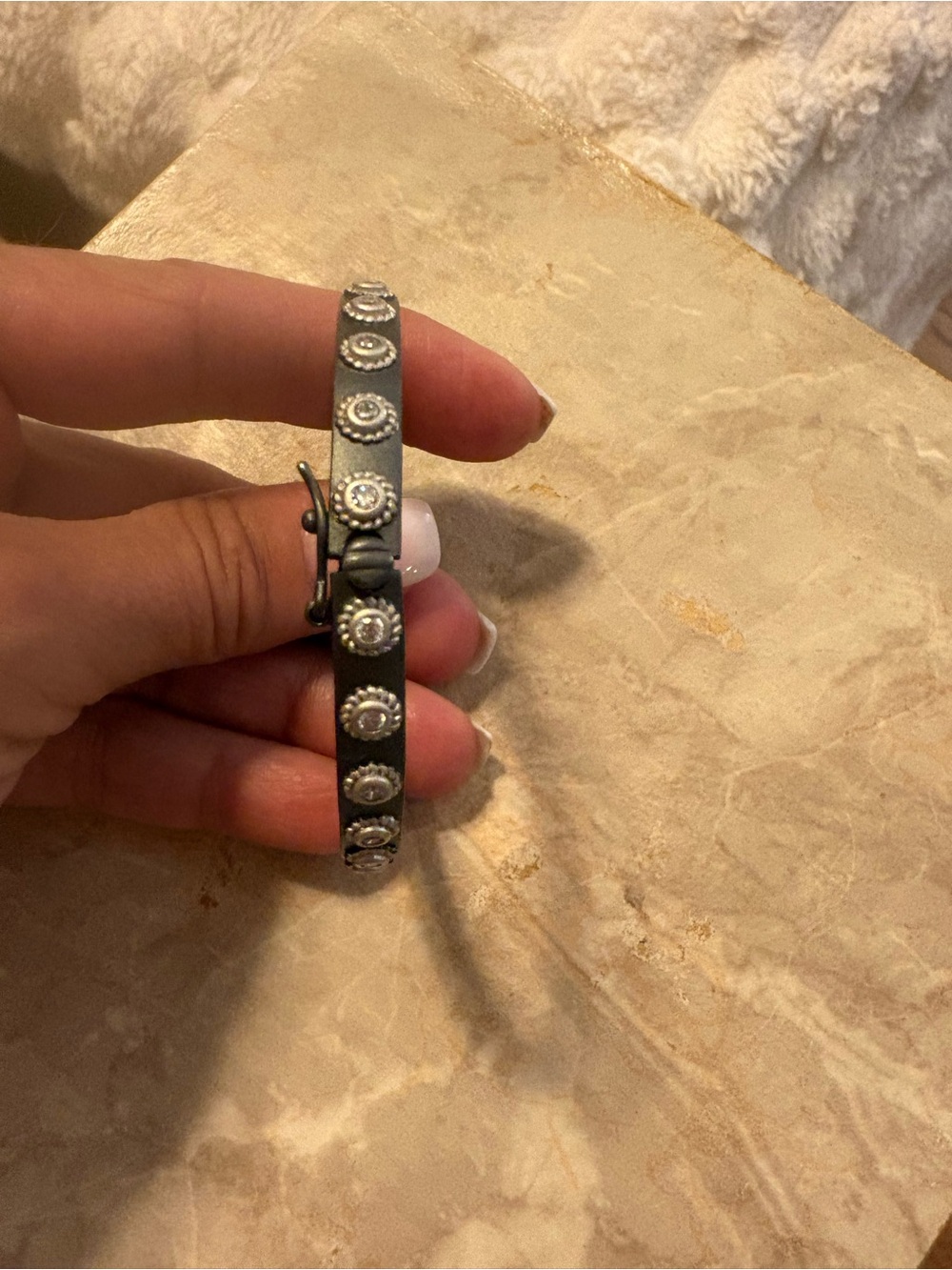 Freida Rothman black Bracelet with Cz stones - Picture 4 of 4